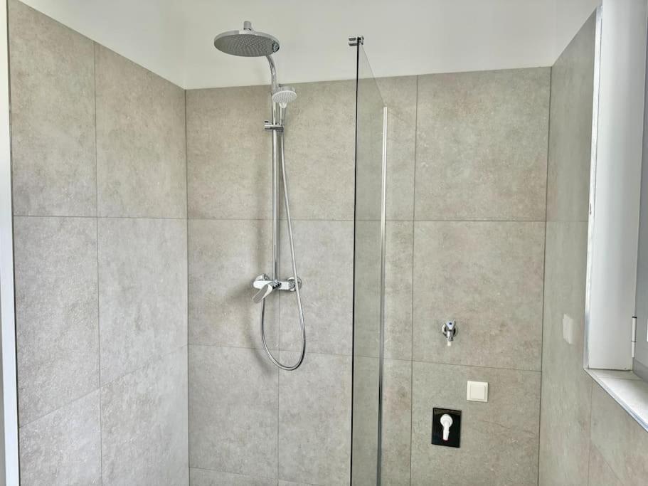 Rooftop With Balcony & Free Parking Appartement